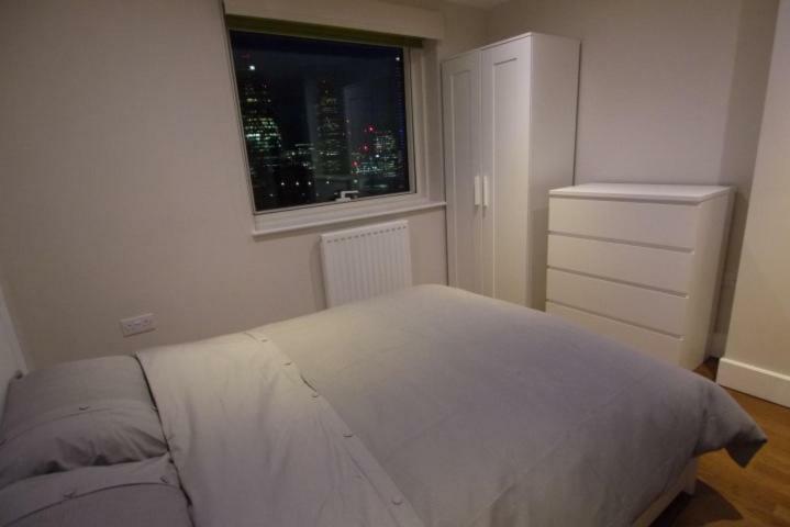 One Commercial Street Apartment Лондон Экстерьер фото